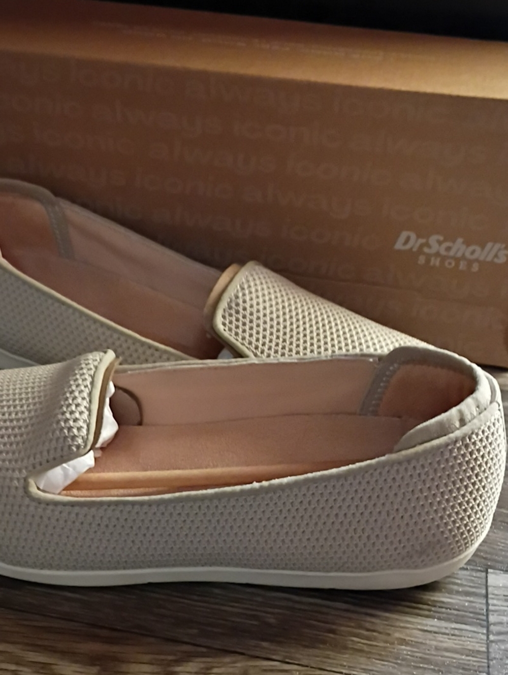 Dr. Scholl's Women's Beige Mesh Slip-On Loafers